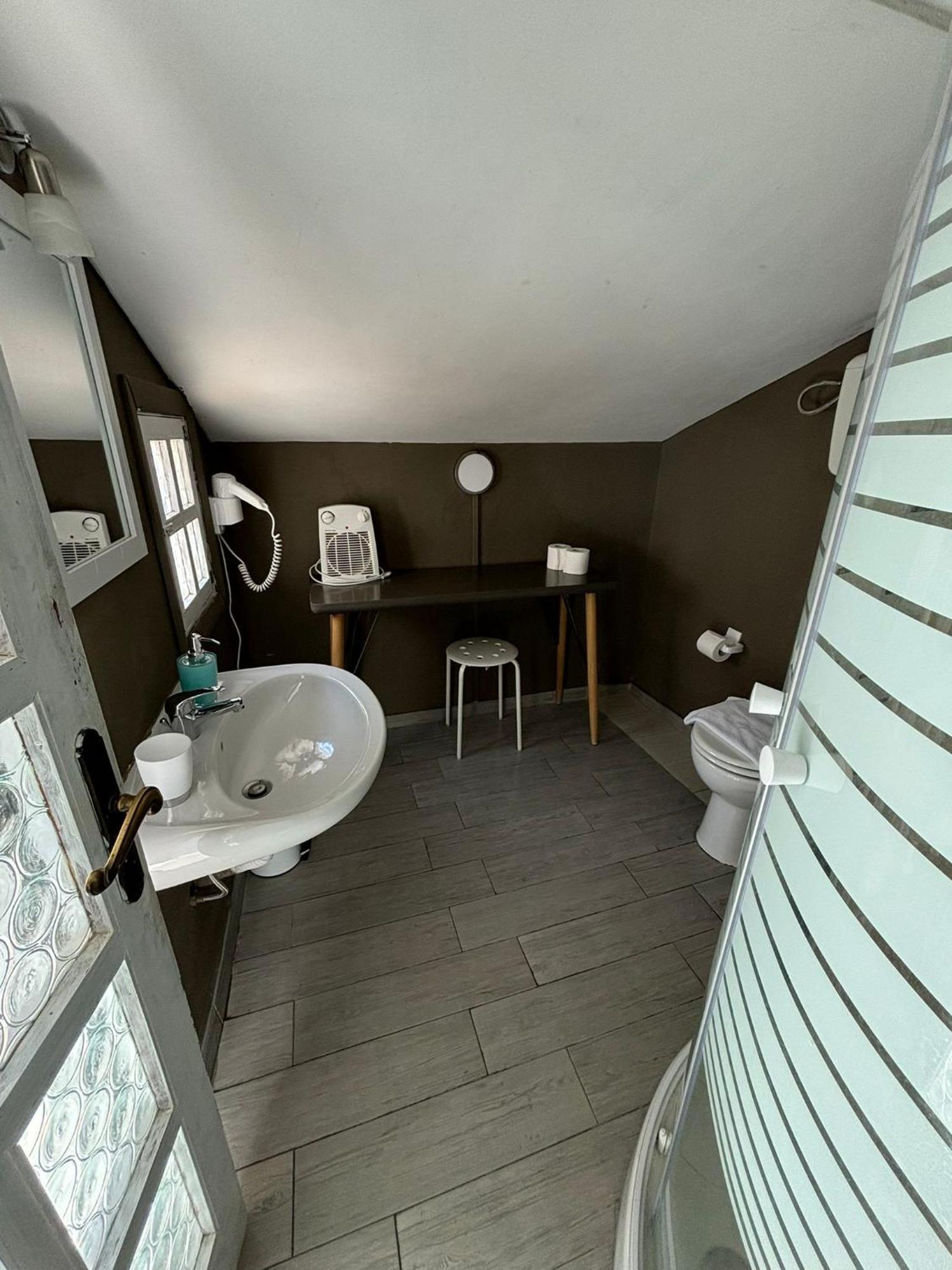 Guest House Bike & Relax 피날레리구레 외부 사진